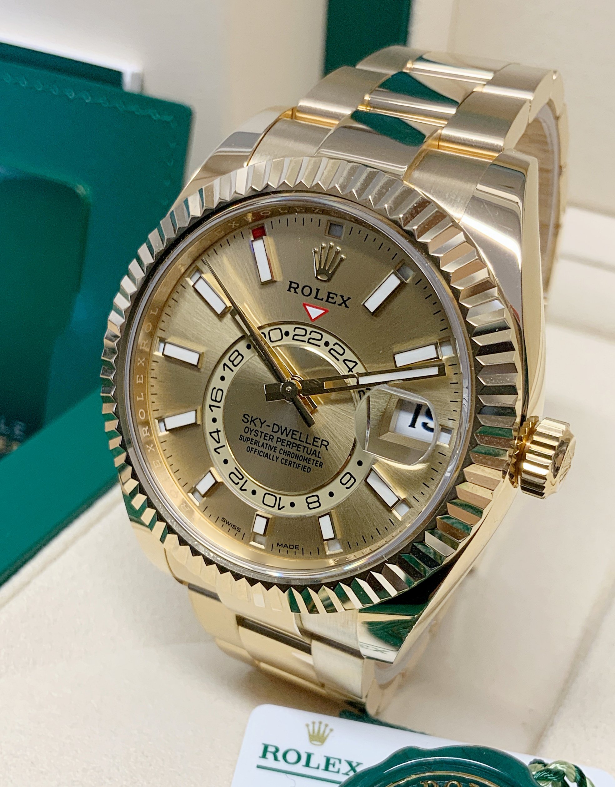 Rolex replica Sky-Dweller 326938 Yellow Gold - immagine 3