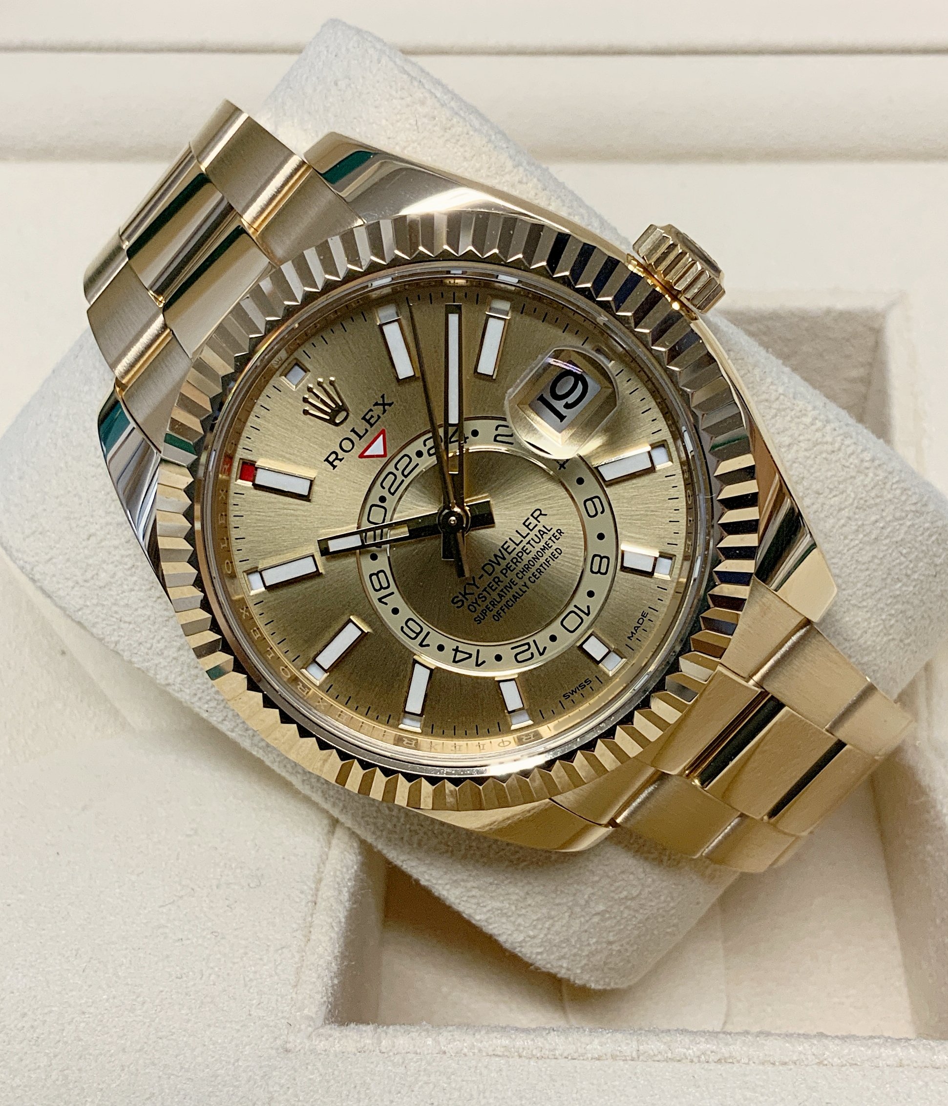 Rolex replica Sky-Dweller 326938 Yellow Gold - immagine 7