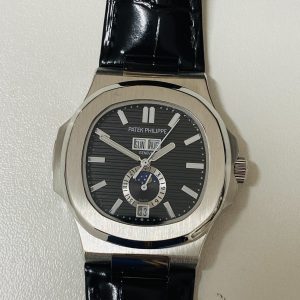 Patek Philippe replica nautilus 5726/1a black dial