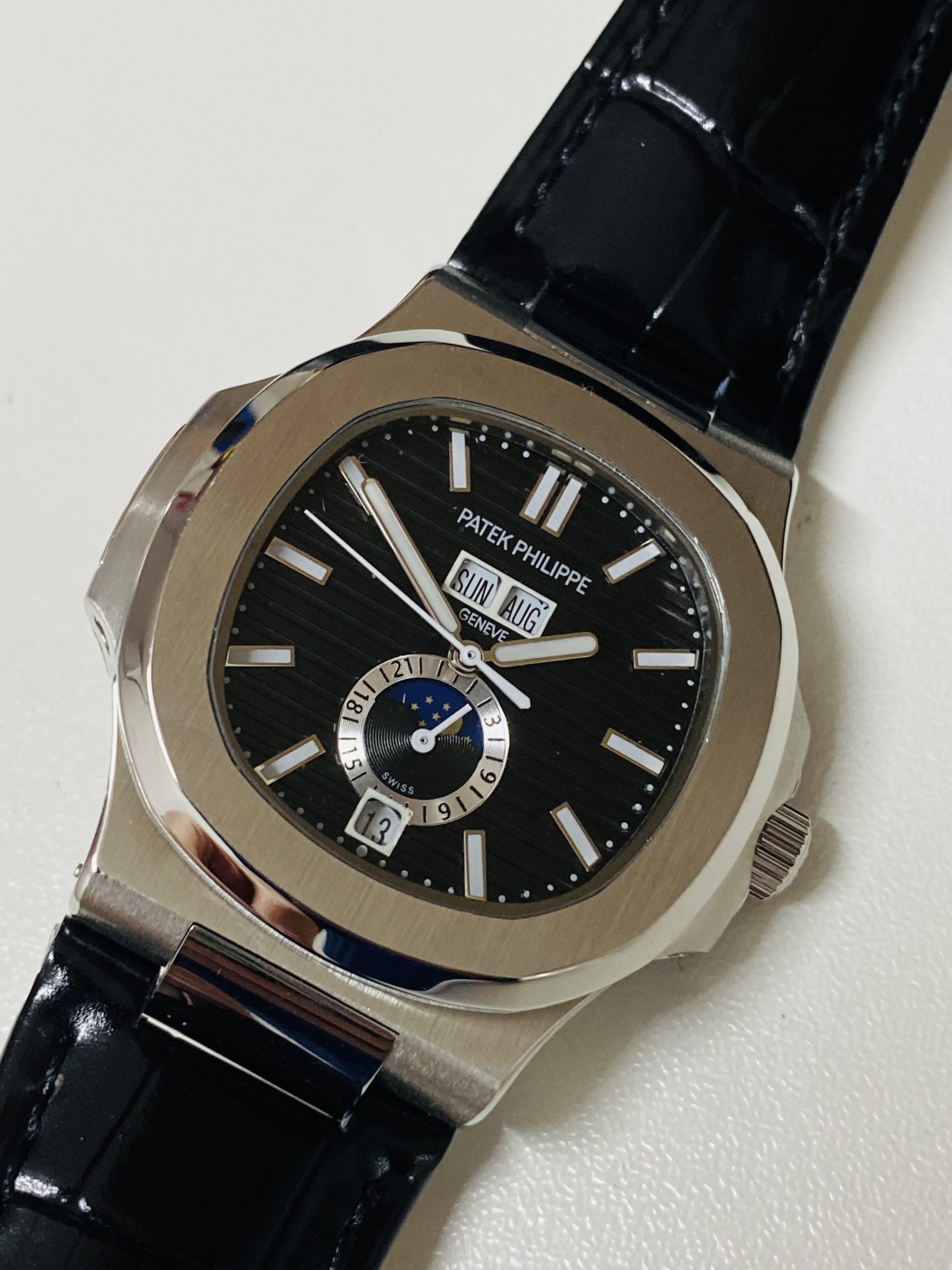 Patek Philippe replica nautilus 5726/1a black dial - immagine 6